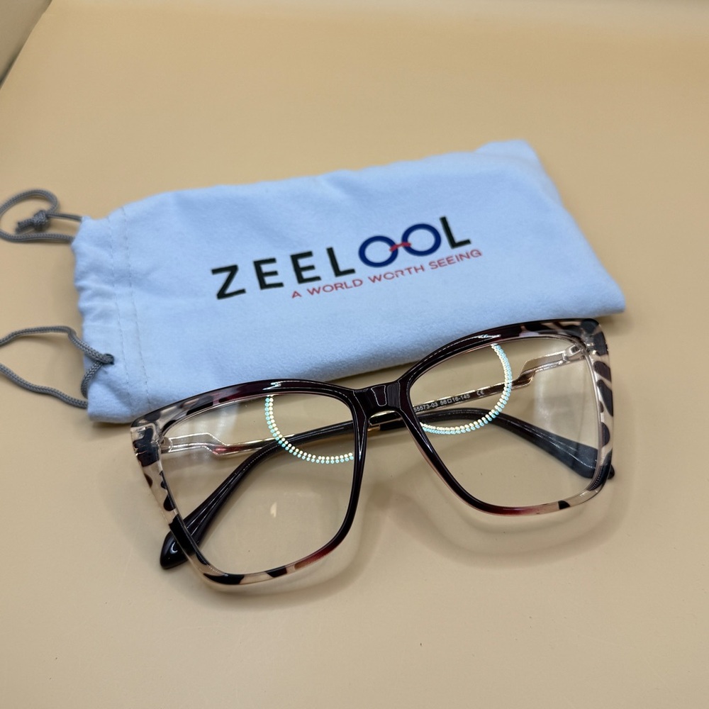 Zeelool Women's Leopard Print Glasses